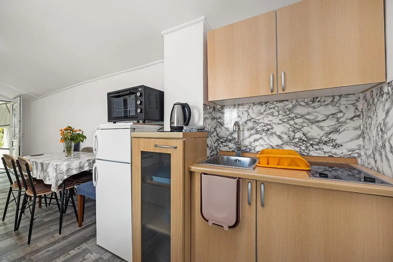Apartment Marlera With Sea View Liznjan