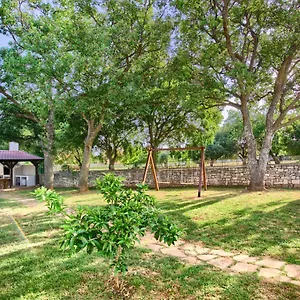 Lamalu Apartment