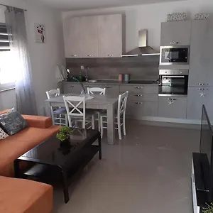 Appartamento Apartman Nada, Ližnjan