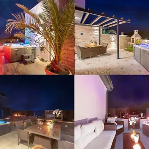 Seaside & Spa Apartment